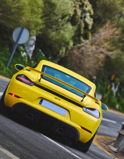 Porsche 718 Cayman GT4