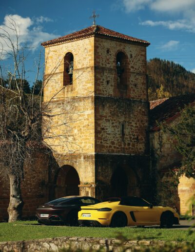 León Rapide. Porsche 718 Spyder RS en Cangas de Onis